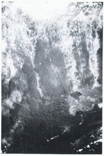DetaiLed contour map of an avaLanche path and tarn. The photograph