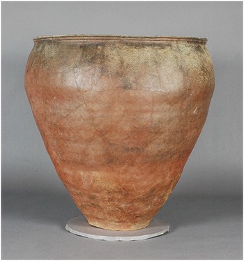 black Pot-Hand Iridescent glaze white Ceramic pot In the shape of a hand brown. The original pot