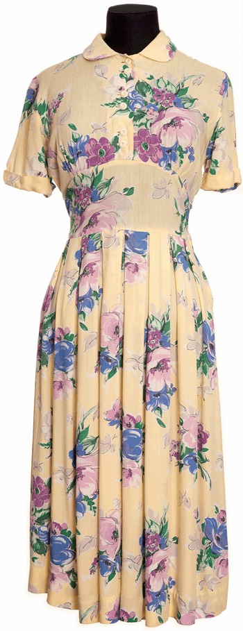 Adorable neutral floral liz lisa dress with corset - Depop