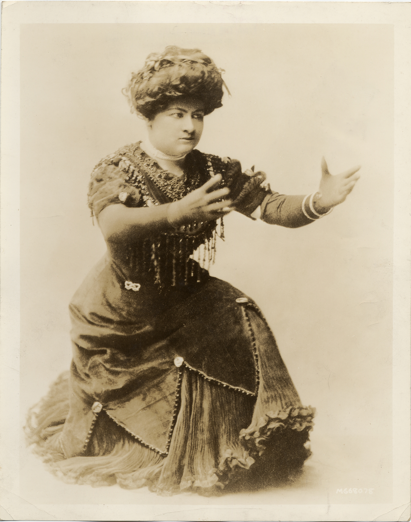 Sophie Tucker, Racial Hybridity and