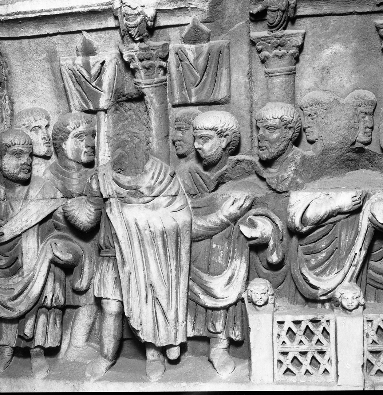 Reconsidering the frieze on the Arch of Constantine, Journal of Roman  Archaeology