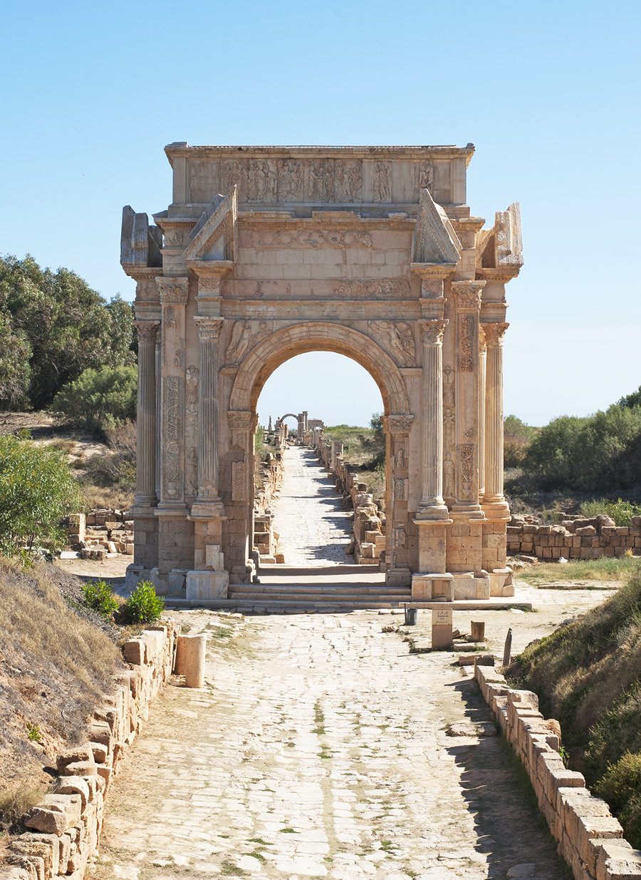 A promenade at Lepcis Magna Experiencing buildings from the