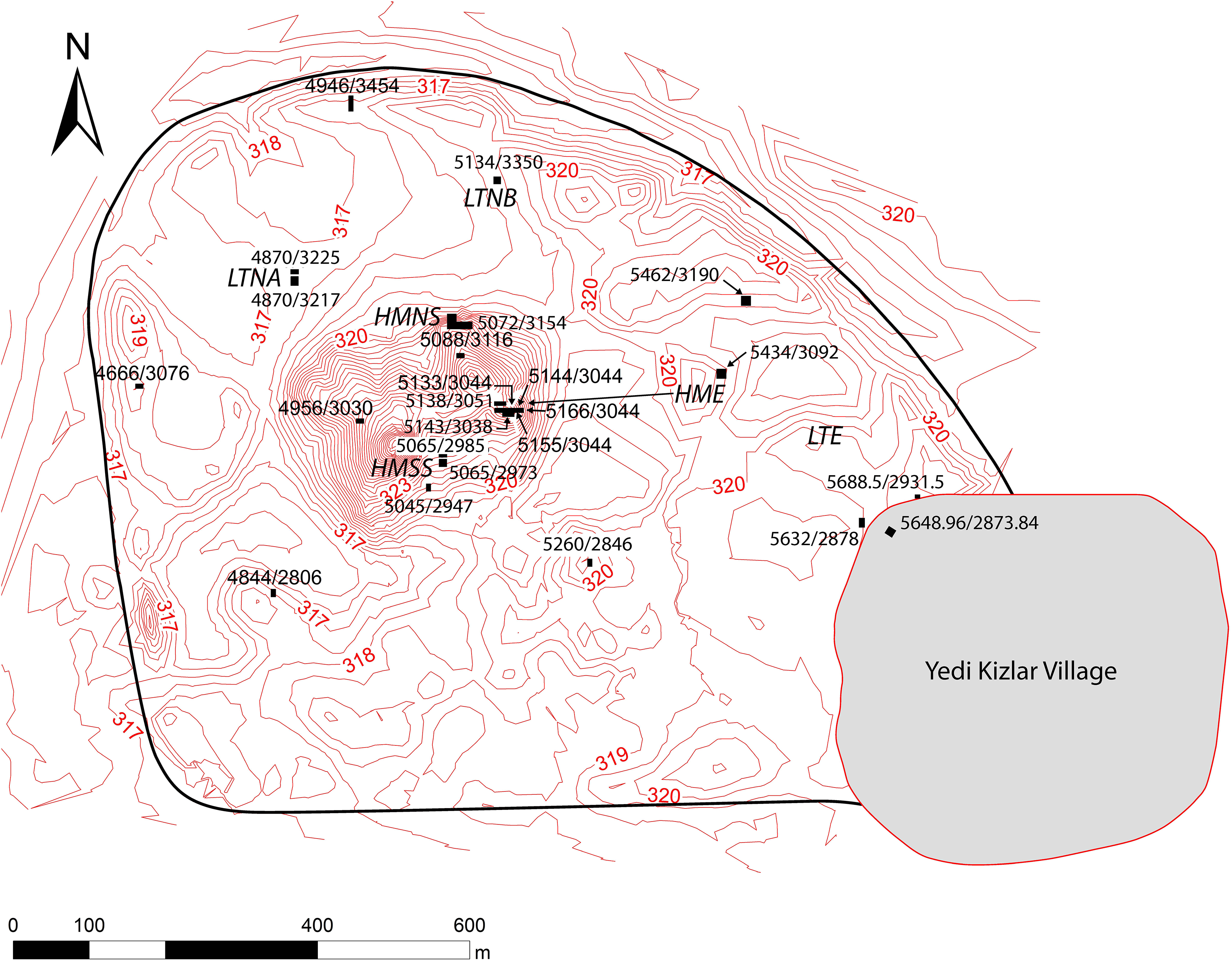 A topographic map of Kurd Qaburstan with excavation areas marked.